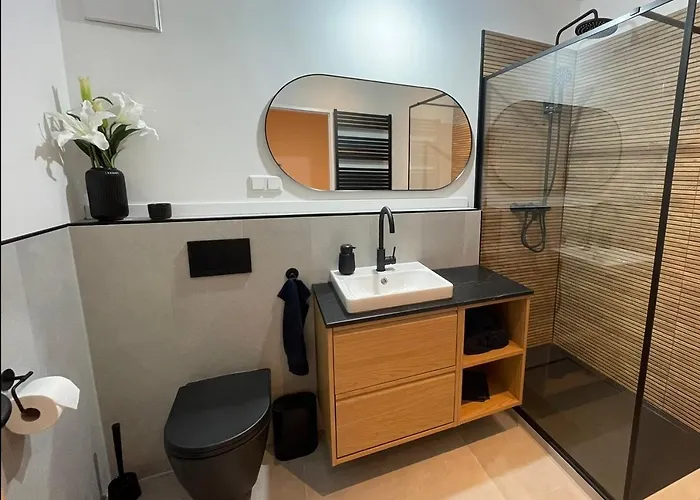 Moderne - Renoviert 2024 *